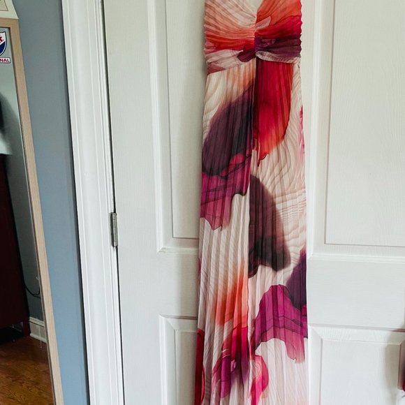 Printed Watercolor Maxi Dress (Wedding Guest) - Picture 5 of 7